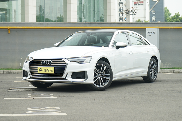 奥迪A6L 2019款 40 TFSI 豪华动感型最高车速(km/h)_基本信息图