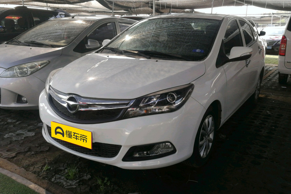 海马M3 2015款 1.5L 手动标准天窗版厂商_基本信息图