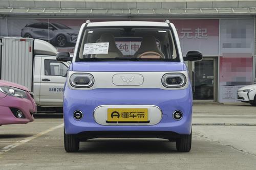 五菱宏光MINI新车售4.08万，续航215km带快充，三电终身质保