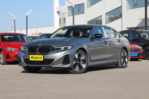 宝马i3曜夜运动套装，仅需5.6秒破百，续航592KM,售价41.39万