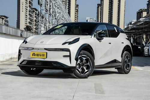2025款极氪X，429马力+66度电池，续航512km