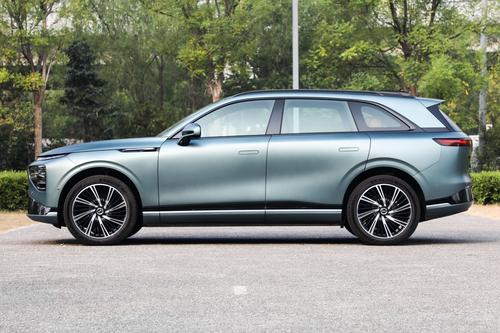 减配降价 4 万多的2024款小鹏G9正式上市，新款售价 26.39 万起