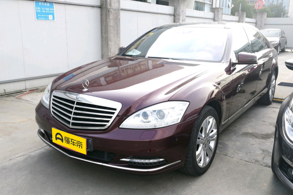 奔驰S级 2010款 S 500 L 4MATICNEDC综合油耗(L/100km)_基本信息图