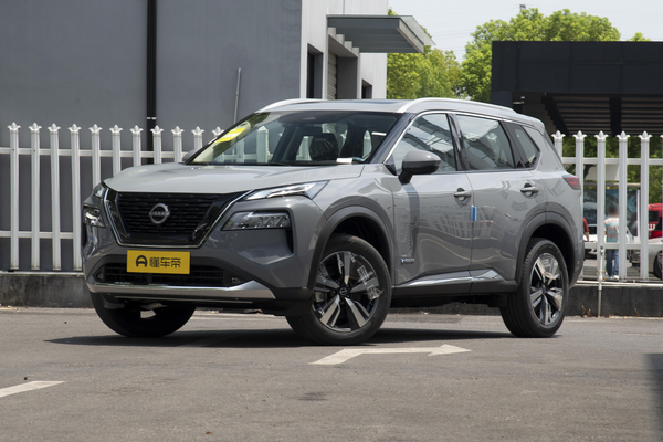 奇骏 2023款 e-POWER 超混双电机四驱至尊版厂商_基本信息图