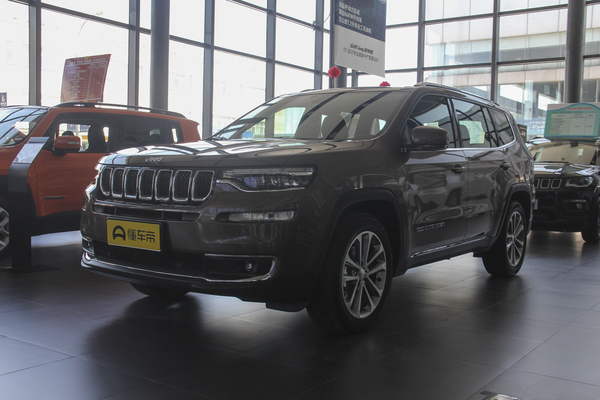 指挥官 2018款 2.0T 四驱臻享版 国V厂商_基本信息图