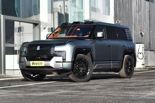 售价109.8万，不到一年卖出超7500台，仰望U8这么能打？