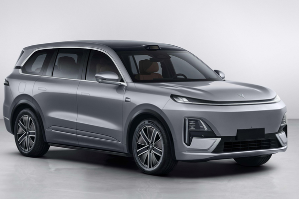 深蓝S09 2025款 两驱版厂商_基本信息图