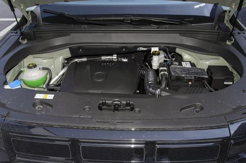 选方盒子看这款，1.5T插混+双电机四驱+涉水感应系统，仅售13万多