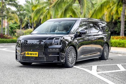 极氪首款纯电MPV——ZEEKR 009