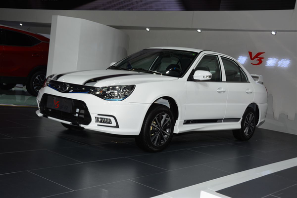 V3菱悦 2015款 1.5L 手动风采版方向盘功能_内部配置图