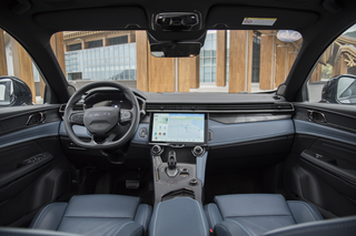 首付7万，月花费5722元，贷款买1.5T+3DHT的领克05 EM-P怎么样？图2