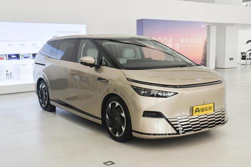 全系标配智能驾驶，车长5293mm，续航702km，可0息0首付！