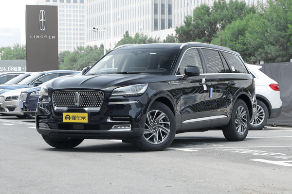 飞行家 2022款 3.0T V6 四驱尊享版前悬挂形式_底盘/转向图