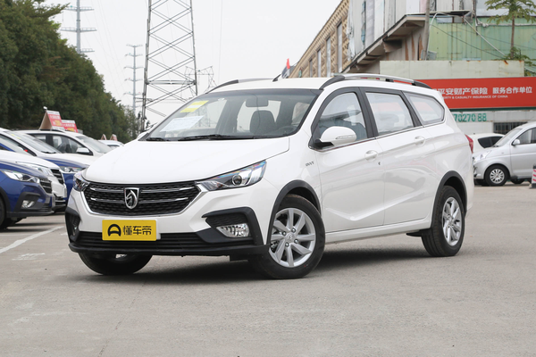 宝骏310W 2018款 1.5L 自动时尚型 国V厂商_基本信息图