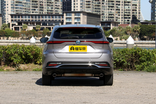 外观炫酷，空间宽敞，搭载2.5L+E-CVT，详解中型SUV广汽丰田威飒图7
