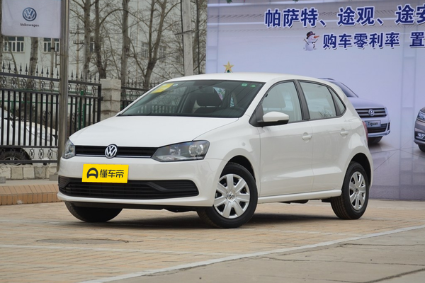 Polo 2016款 1.6L 手动舒适型行车电脑屏幕_内部配置图