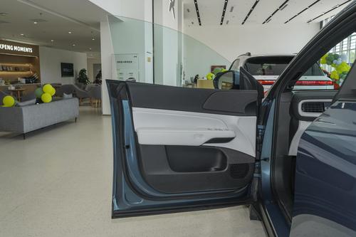 十周年限时优惠，小鹏G6配800V+高阶智驾，限时优惠价17.99万元起