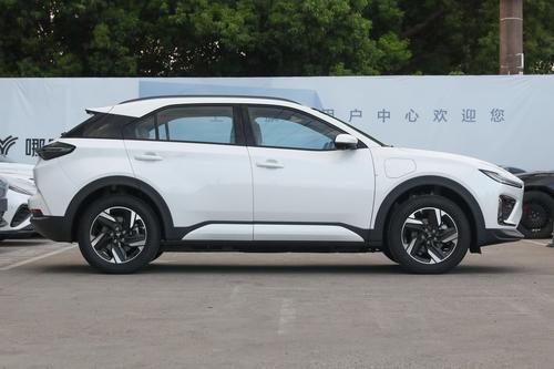 元PLUS的对手！顶配12.48万，配8155P芯片+L2辅助，续航501km！