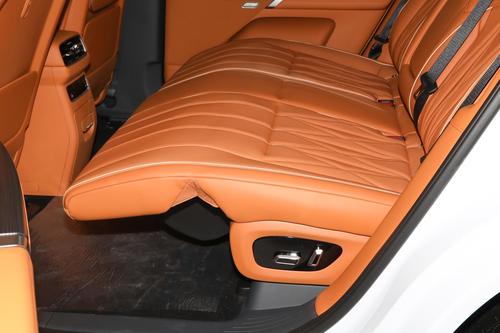 预售20万起，下订送冰箱+后排液晶屏，还是大厂造，奶爸车看这款