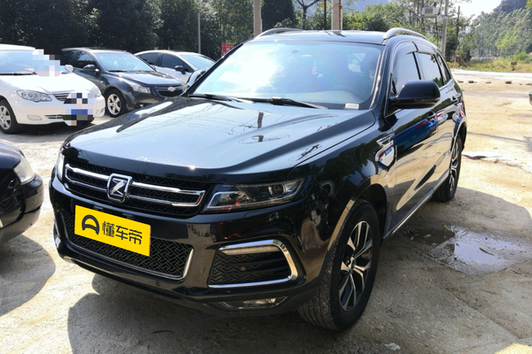 众泰T600 2016款 运动版 1.5T 手动豪华型座椅材质_座椅配置图