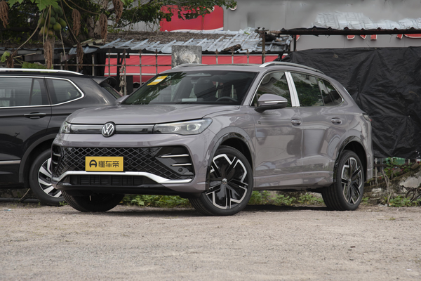 途观L 2024款 Pro 330TSI 两驱R-Line智尊版油箱容积(L)_车身图