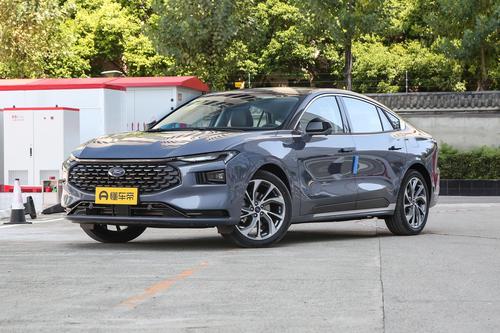 动力、安全、空间、配置全面对比，蒙迪欧与帕萨特到底谁更强？