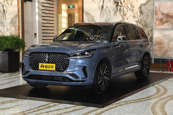 飞行家 2024款 3.0T V6 四驱总统版 六座厂商_基本信息图