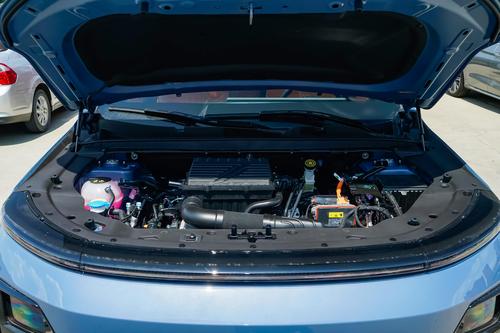 12.98万，可选5/7座，标配1.5插混，纯电续航120km，来看奇瑞新车