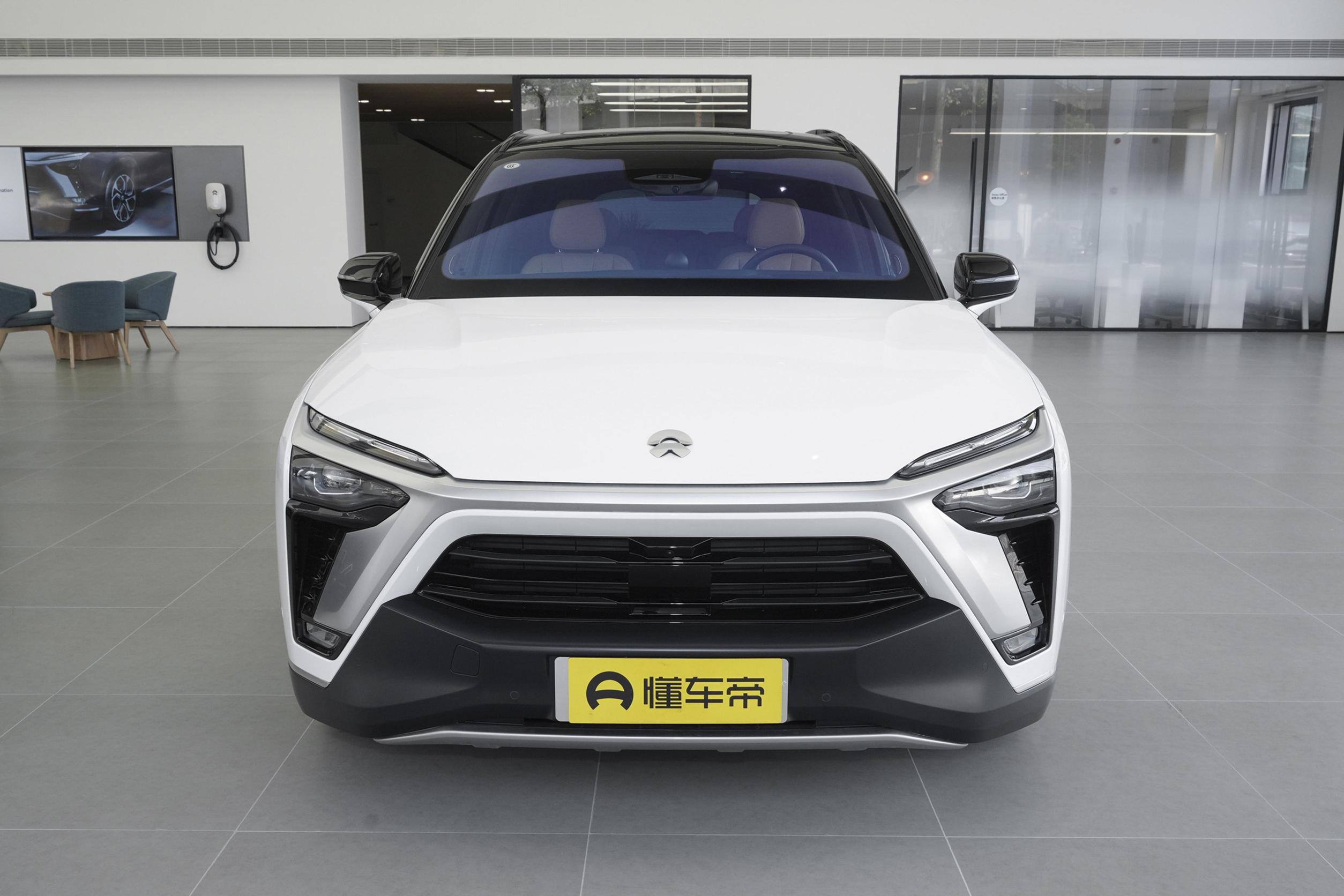 蔚来es8壁纸_蔚来es8_蔚来es8外观图片_2/937张图片_蔚来es8云白/整车