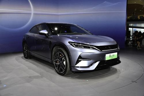 比亚迪宋L EV年度改款车型亮相成都车展并正式上市，起售价18.98万