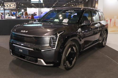 新车｜全息挡风玻璃显示应用起亚EV9 现代摩比斯新技术将亮相CES展