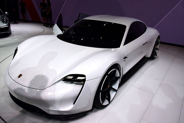 Mission E 2015款 concept厂商_基本信息图