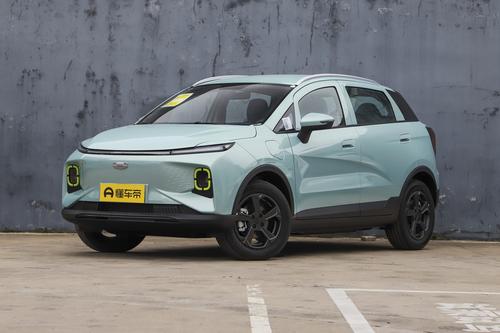首付3成，月均花费2352元，续航320km的小型纯电SUV几何E怎么样？