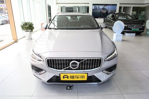 48V轻混+2.0T发动机，入门级的沃尔沃S60实力如何？