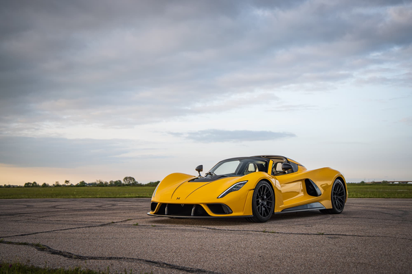 Venom F5 2022款 Roadster最高车速(km/h)_基本信息图