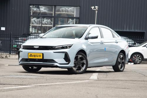 帝豪L HiP：1.5T+电机组合，4.62L油耗，轴距2700MM，竞争秦PLUS