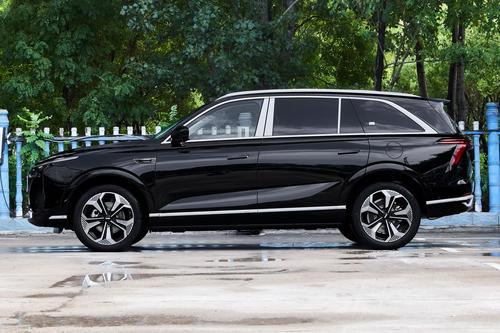 大6座SUV，1.5T插电+4挡DHT，还带SEE端到端智驾大模型！