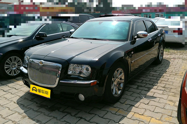 克莱斯勒300C 2006款 5.7L 豪华领航版厂商_基本信息图