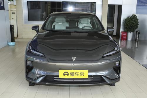 国产中型车的对决，预算16万左右，深蓝L07和海豹07 该如何选择？