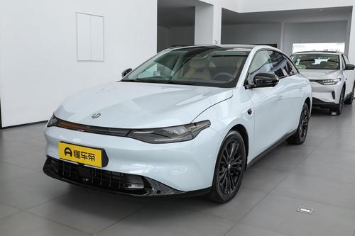 15万预算，入手零跑C01，空间宽敞，配置丰富，值得买吗？