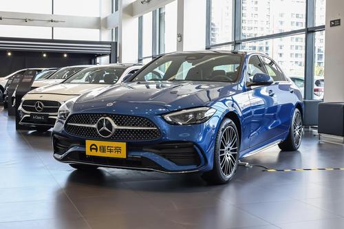 同价位，奔驰C级与阿维塔12怎么选？看完配置，网友：选它！