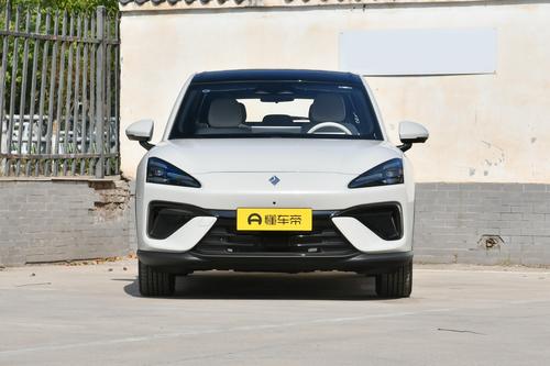 宝骏云海PHEV对比元PLUS，看看谁的产品力更强？