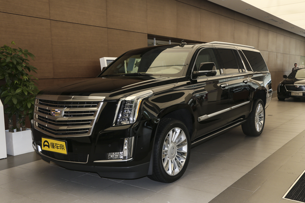 凯雷德ESCALADE 2017款 6.2L ESV铂金版加长型级别_基本信息图