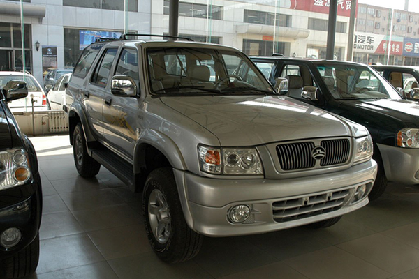 赛弗 2003款 2.2L 两驱豪华型厂商_基本信息图
