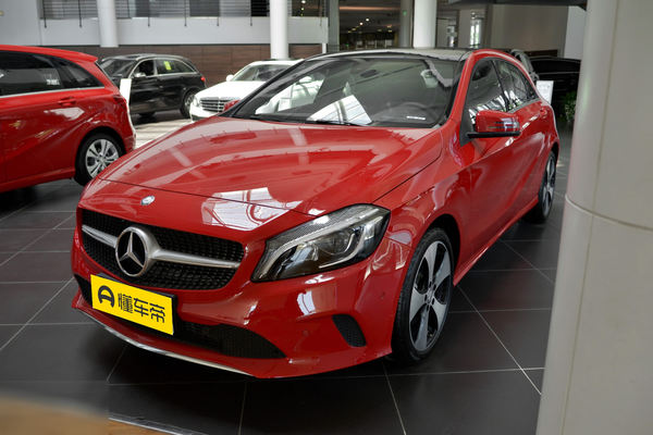 奔驰A级(进口) 2017款 A 200 时尚型厂商_基本信息图
