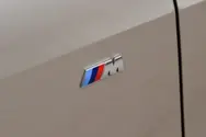 运动侧徽标