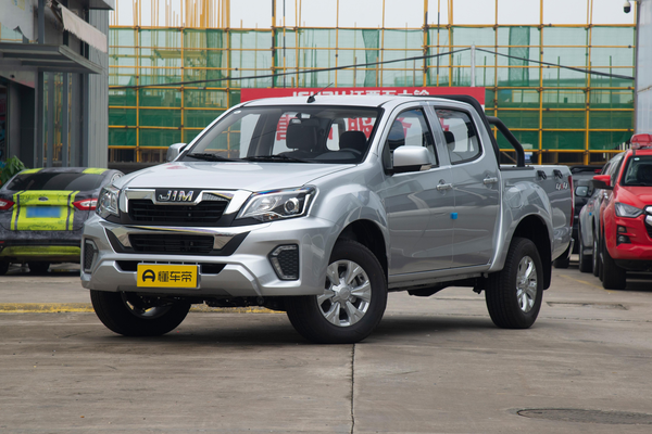 RE-MAX 瑞迈 2023款 2.5T 四驱柴油驰迈标轴版JE4D25Q6BL厂商_基本信息图