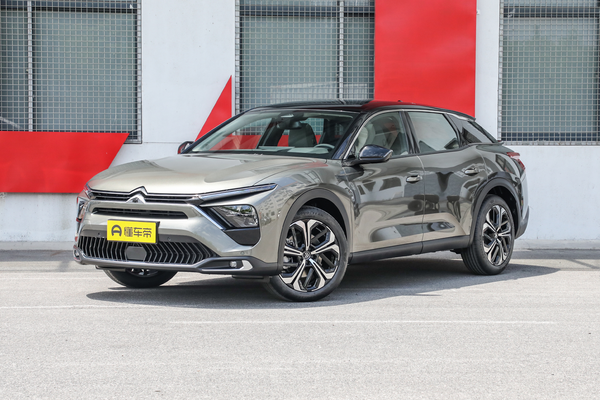 凡尔赛C5 X 2021款 1.6T 耀不凡长x宽x高(mm)_基本信息图