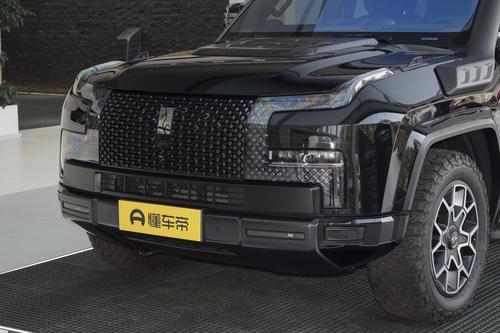 解读仰望U8，可应急浮水/爆胎稳行，售109.8万元的轻奢露营伴侣