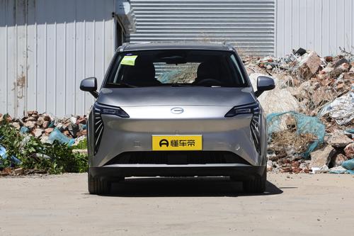 AION Y和元PLUS，哪款更适合家用？看完对比后一目了然